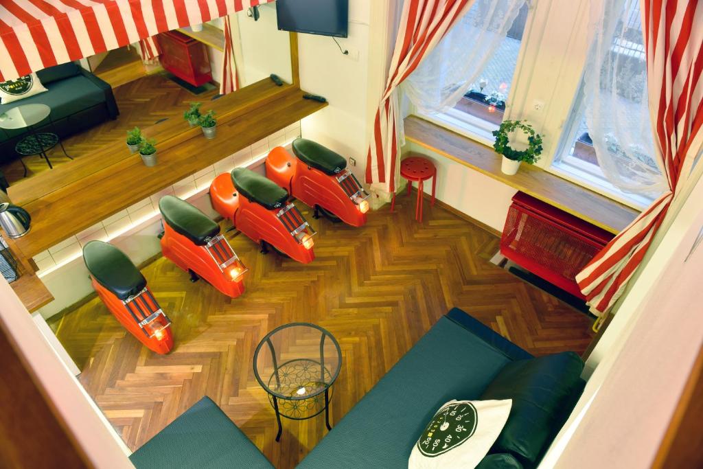 Walk Inn Váci 42 - Resim 16