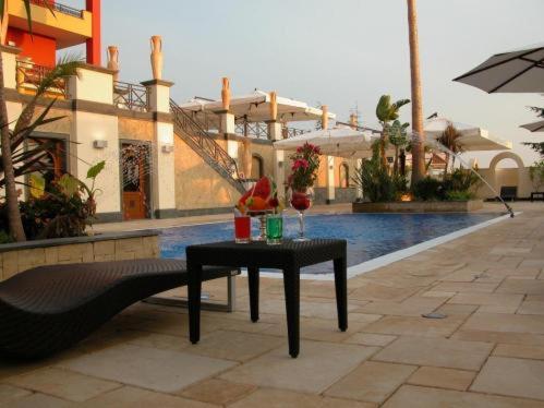Bazén v ubytování Palazzo Rosenthal Vesuview Hotel & Resort nebo v jeho okolí