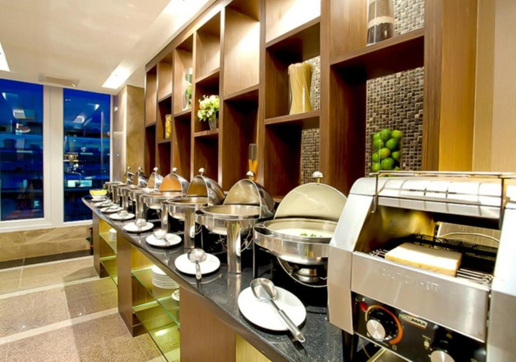 Intimate Hotel Pattaya - SHA Extra Plus - Resim 17