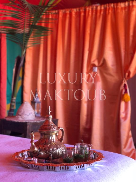 Fotografie z fotogalerie ubytování Luxury Maktoub v destinaci Merzouga
