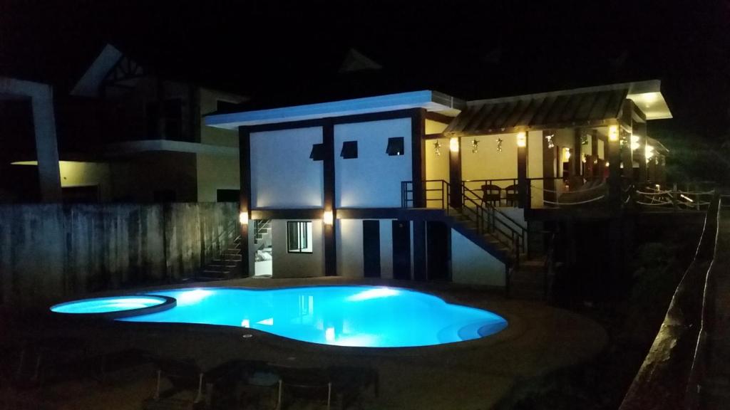 Bazén v ubytování Infinity Sands Resort nebo v jeho okolí
