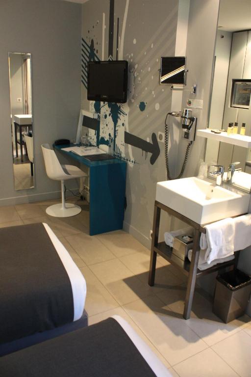 Arc de Triomphe Etoile - Resim 35