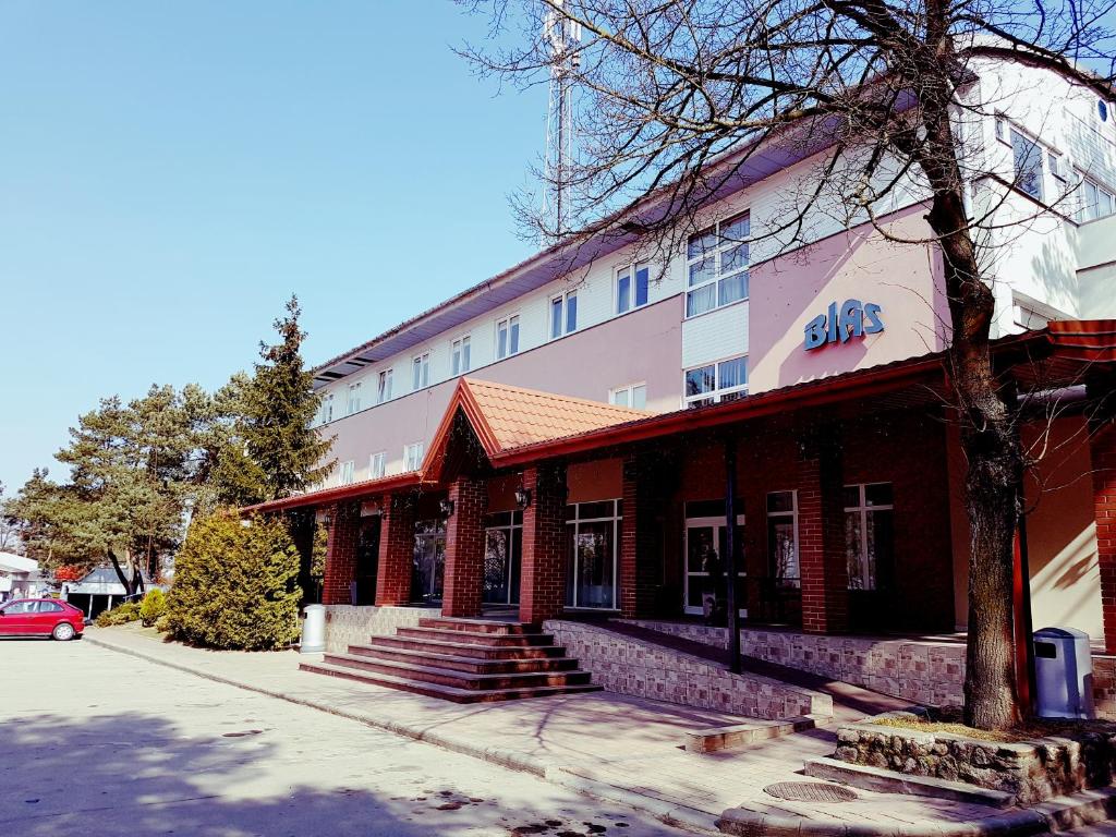 Budova, kde se penzion – hostinec nachází
