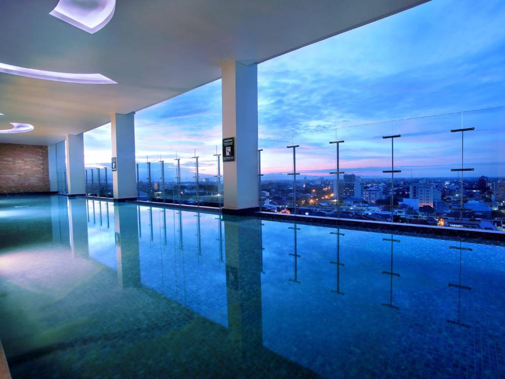 ASTON Makassar Hotel & Convention Center, Makassar – Updated 2022 Prices