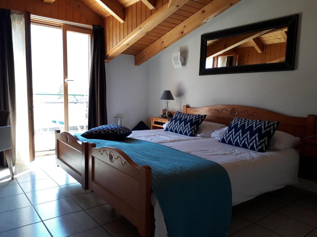 Fotografie z fotogalerie ubytování Hôtel de Fully v destinaci Fully