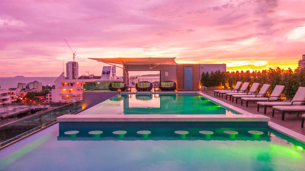 Unique Regency Pattaya - Resim 9