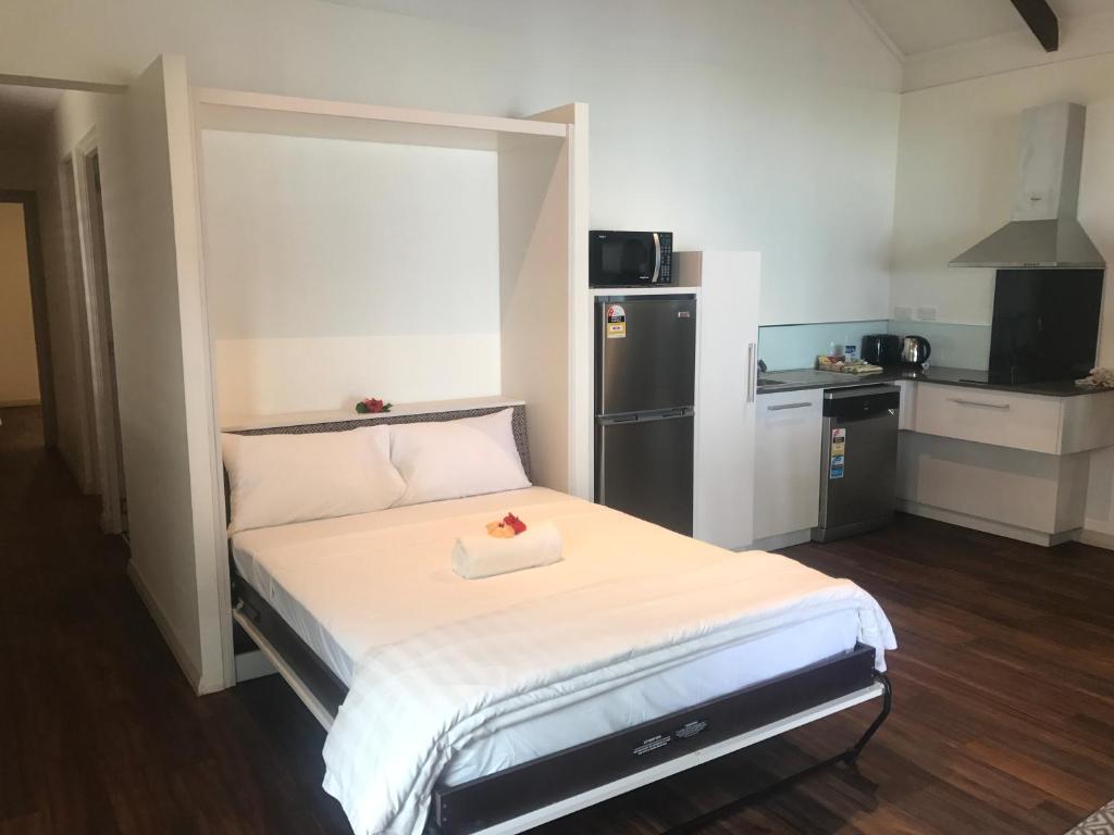 Cuina o zona de cuina de First Landing Beach Resort & Villas
