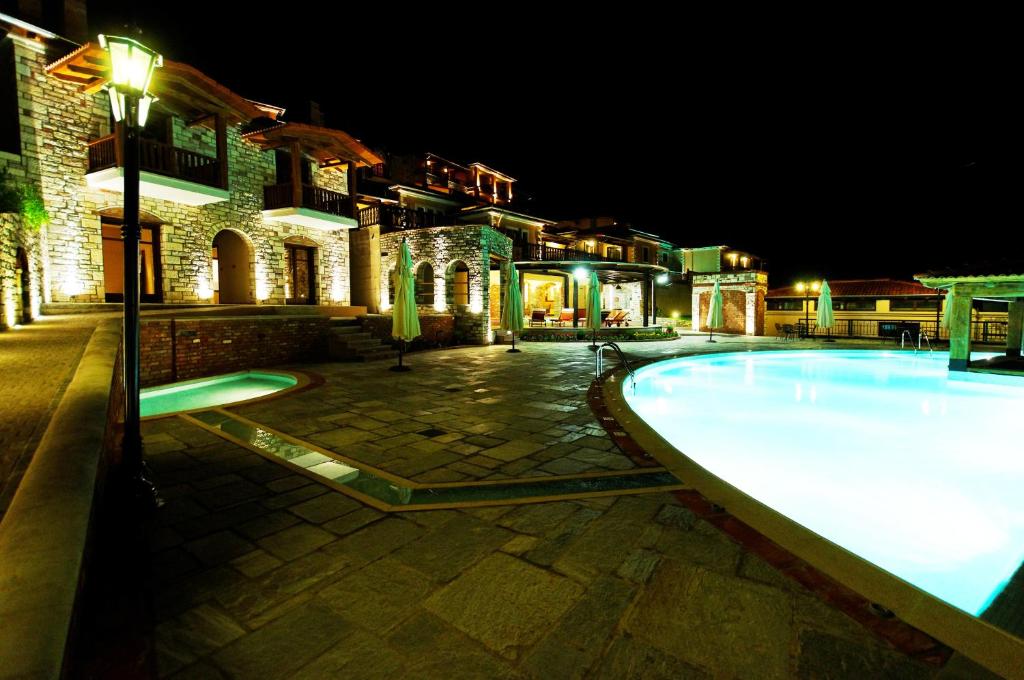 Bazén v ubytovaní Kazarma Hotel alebo v jeho blízkosti