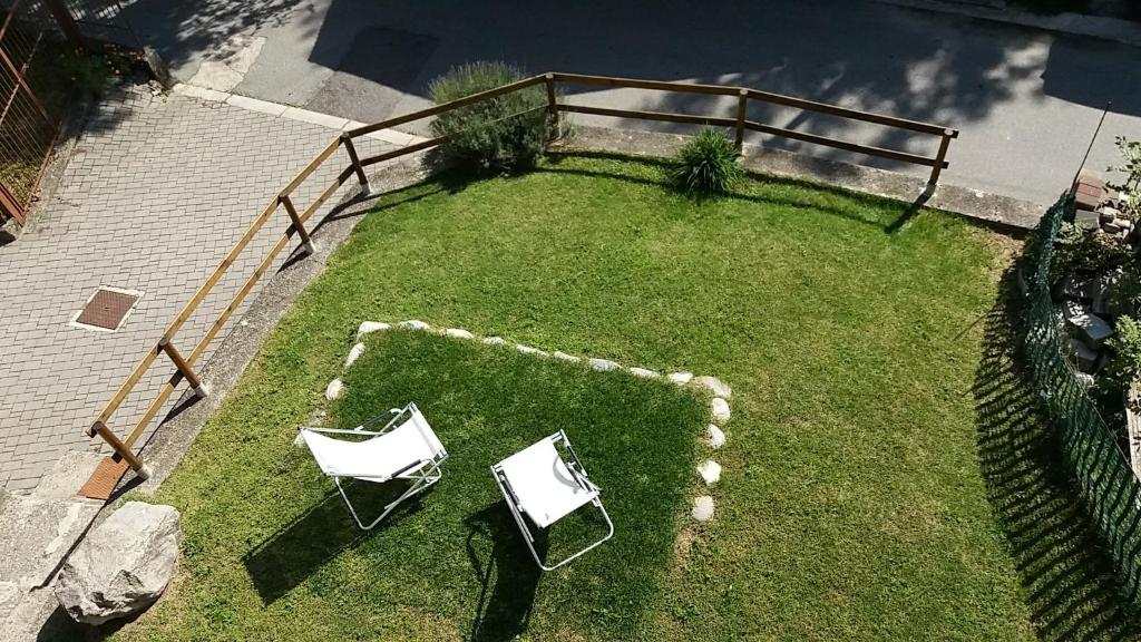 A garden outside Piccola Perla A Livo