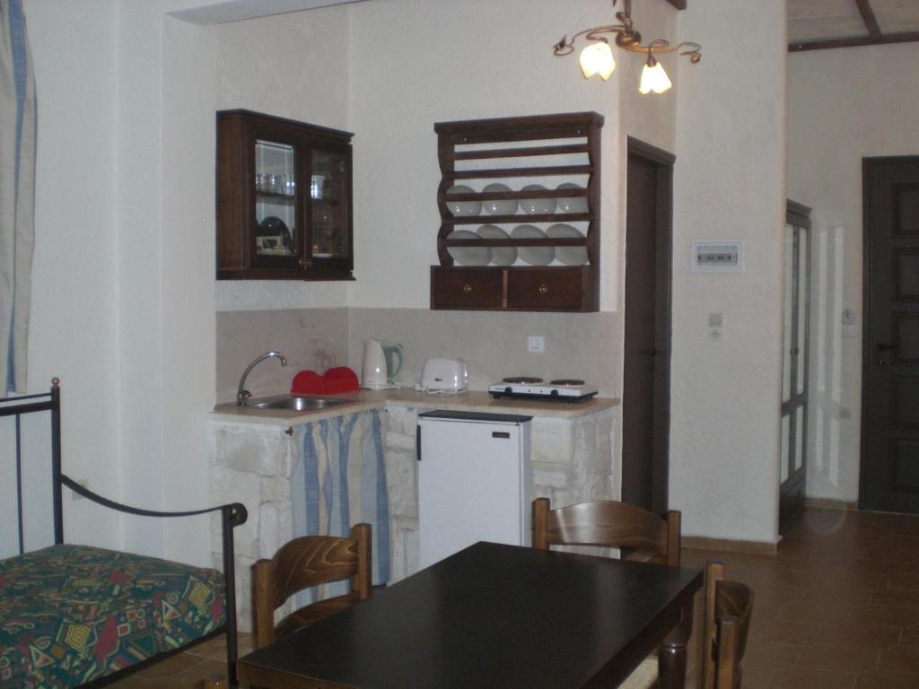 Kuchyň nebo kuchyňský kout v ubytování Villa Andreas