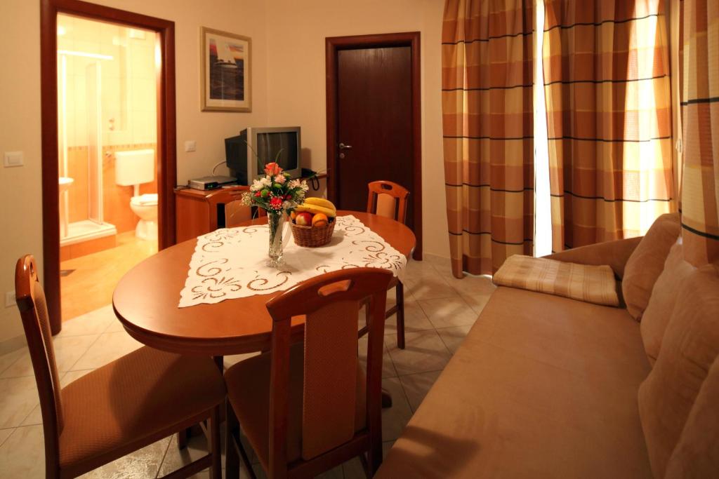 Apartments Ivana - 4