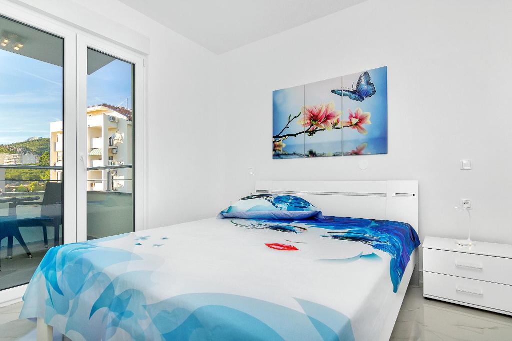 Posteľ alebo postele v izbe v ubytovaní Penthouse Lush Makarska
