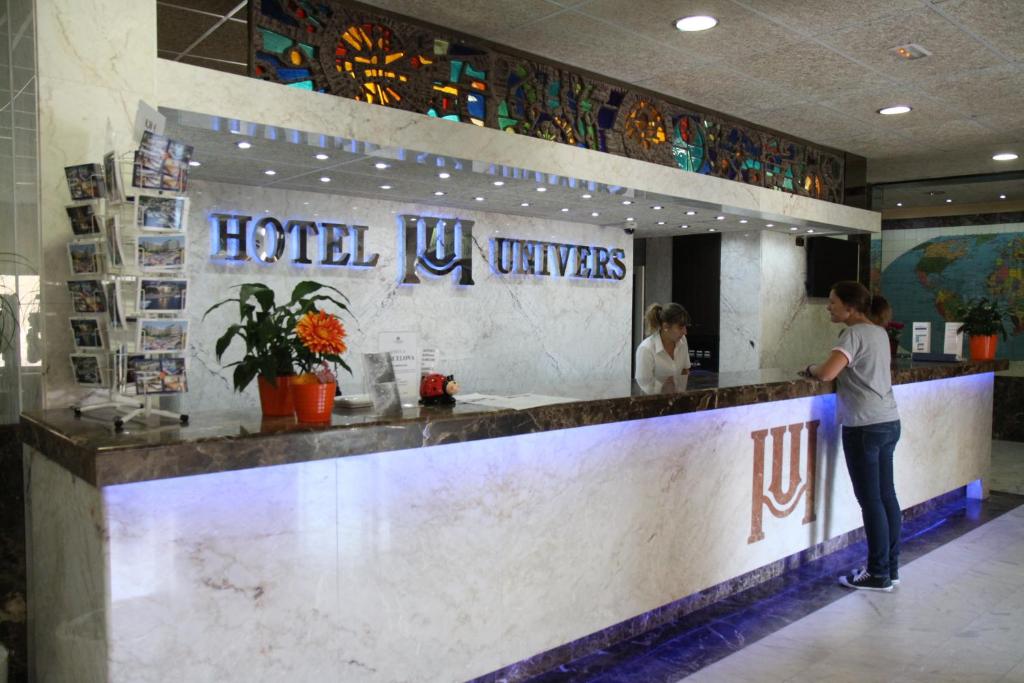 Vstupní hala nebo recepce v ubytování Hotel Univers