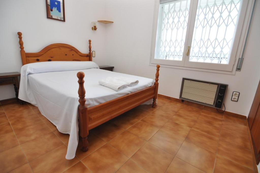 Apartment RNET - Grand Pavois, Roses, Spain - Booking.com