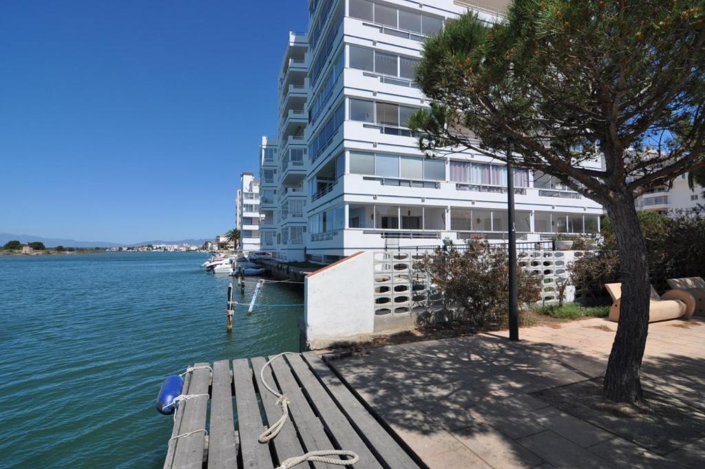Booking.com: Appartement RNET - Grand Pavois , Roses, Spanje ...