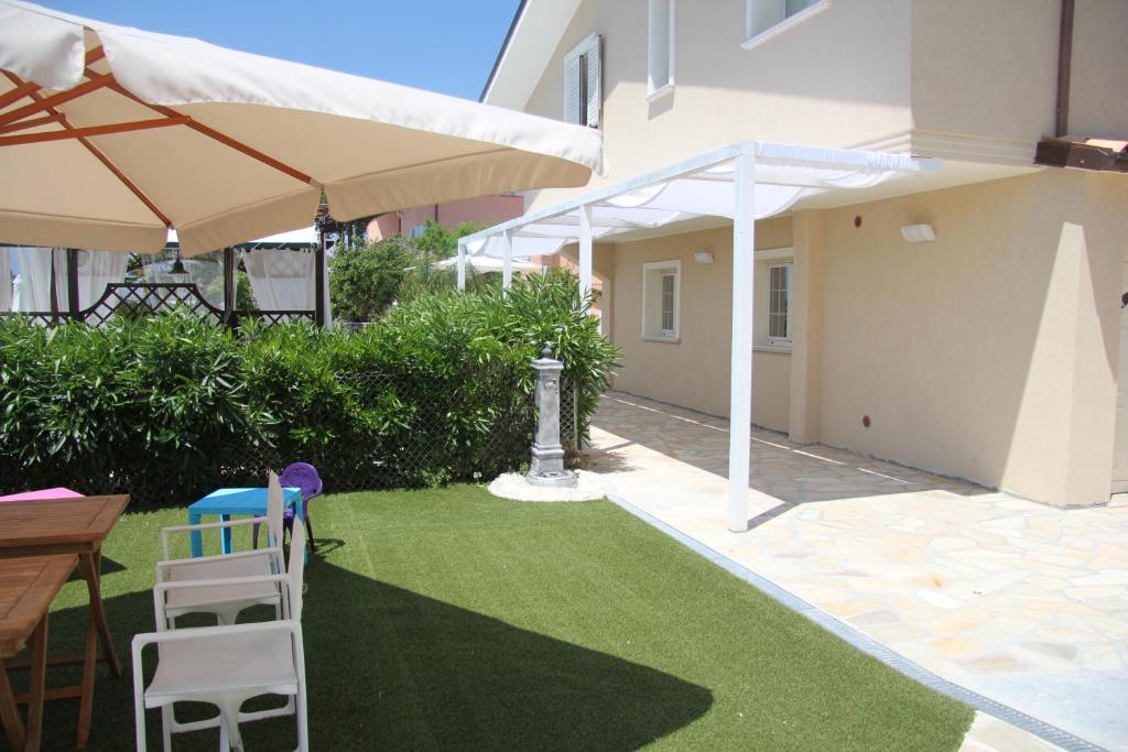 Patio alebo iná vonkajšia časť ubytovania Anthos Casa Vacanze