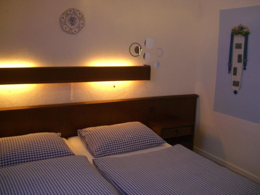 Hotel-Restaurant Burg-Ramstein - Habitación Doble Pequeña