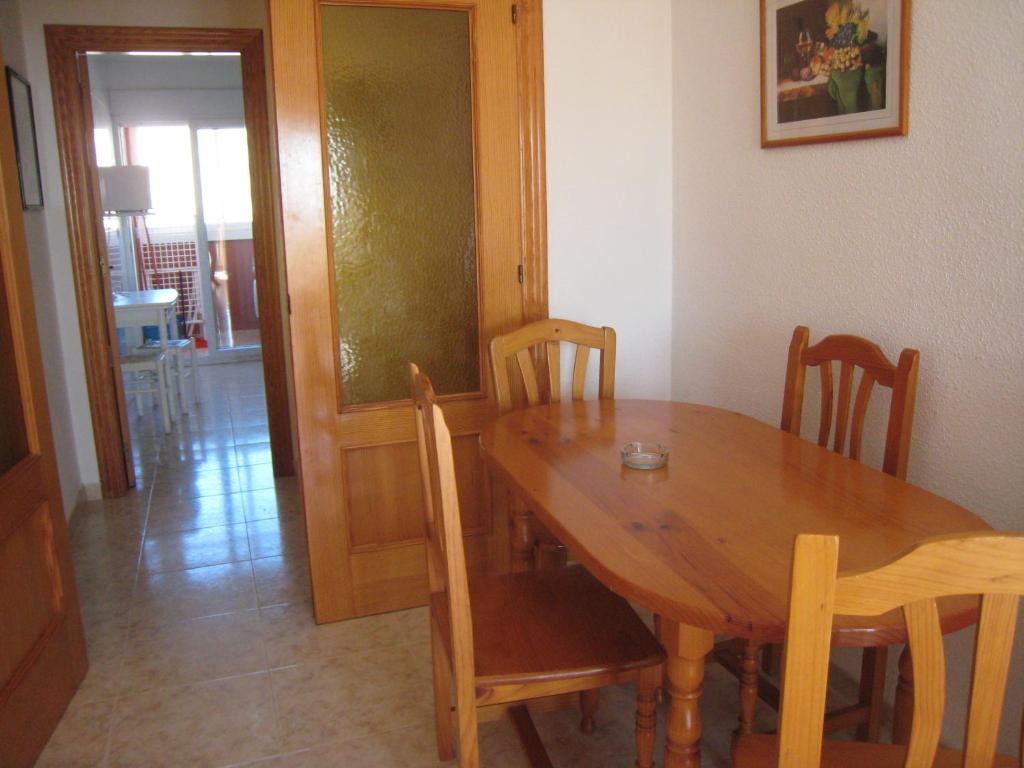 Apartamentos Turísticos Hawaii 6 - Two-Bedroom Apartment (4-5 Adults)