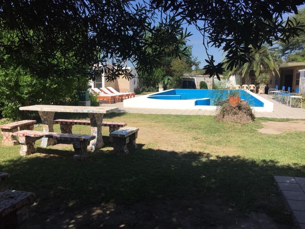 The swimming pool at or close to Alto Rio Hondo