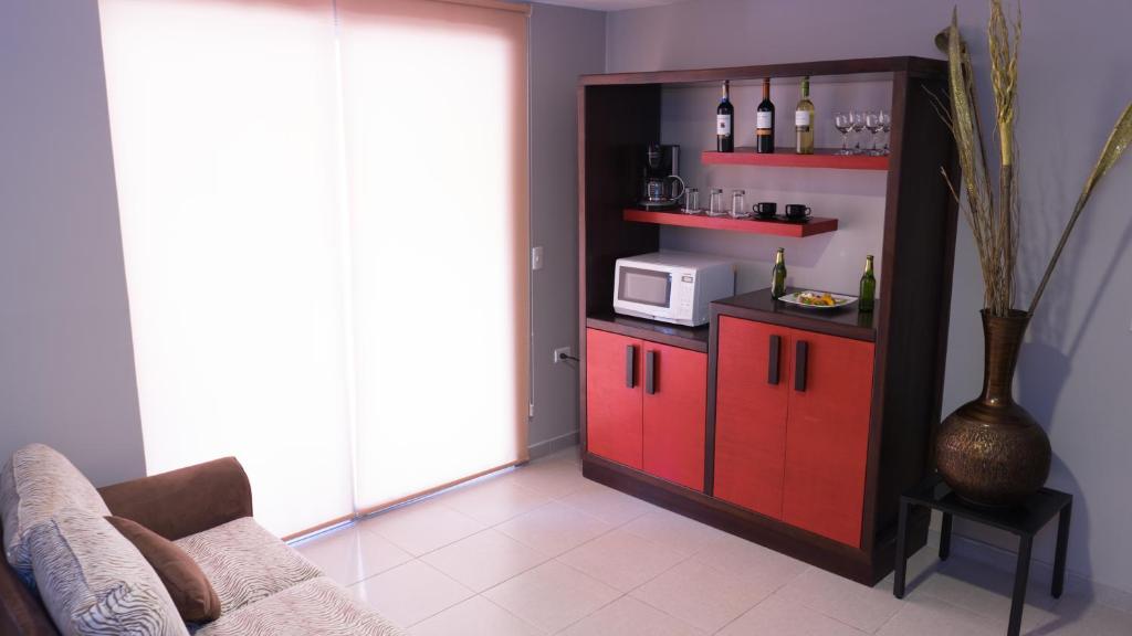 Kuchyň nebo kuchyňský kout v ubytování Hotel Los Almendros
