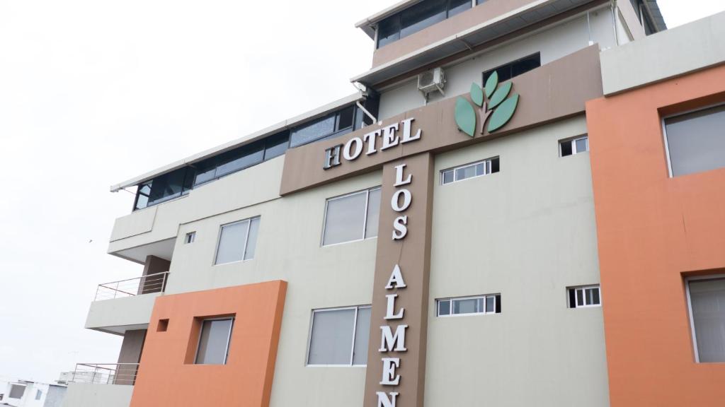 Budova, kde se hotel nachází