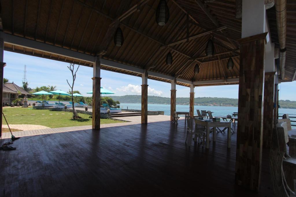 Ombak Bay Lembongan - 10