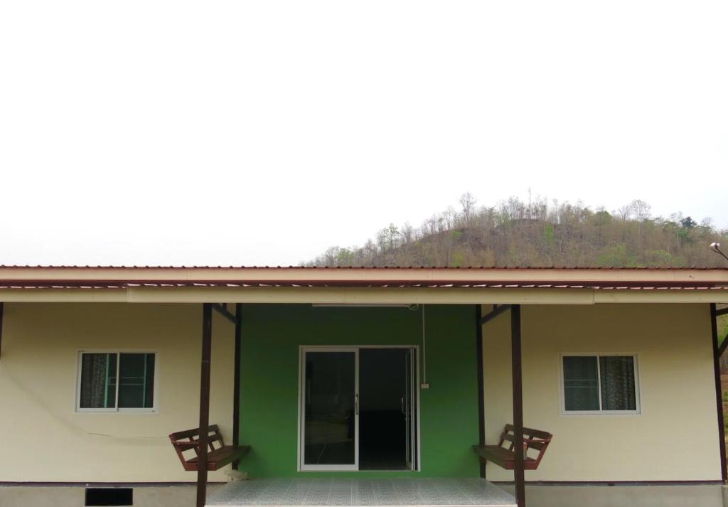 Taakradan Valley Resort ท่ากระดานวัลเล่ย์ รีสอร์ท - 家庭平房