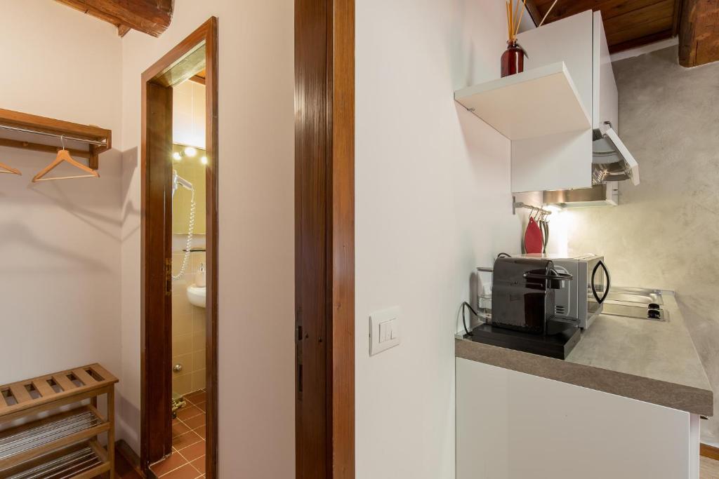 Rooms Castelvecchio - Palazzo Canossa - 10