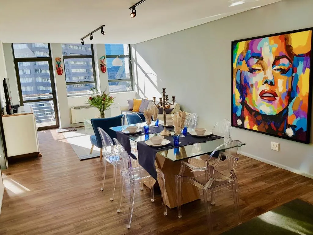 Modern Cape Town Getaway, Cape Town, South Africa