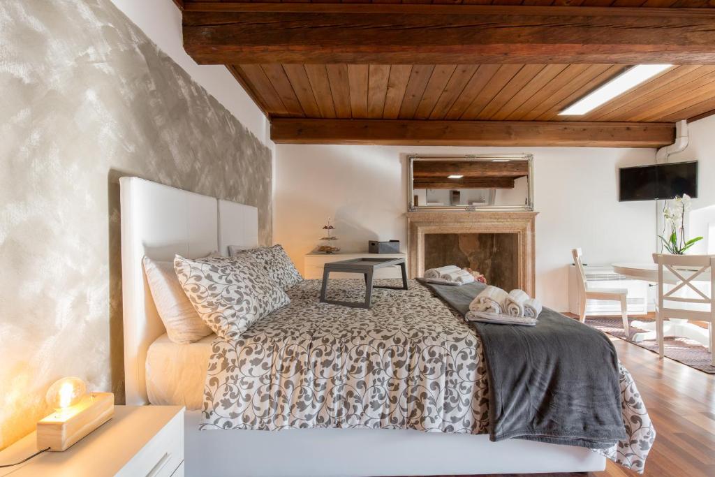 Rooms Castelvecchio - Palazzo Canossa - 15