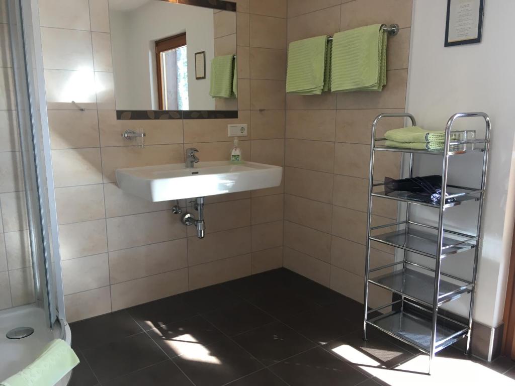 Koupelna v ubytování Landhaus Rieding