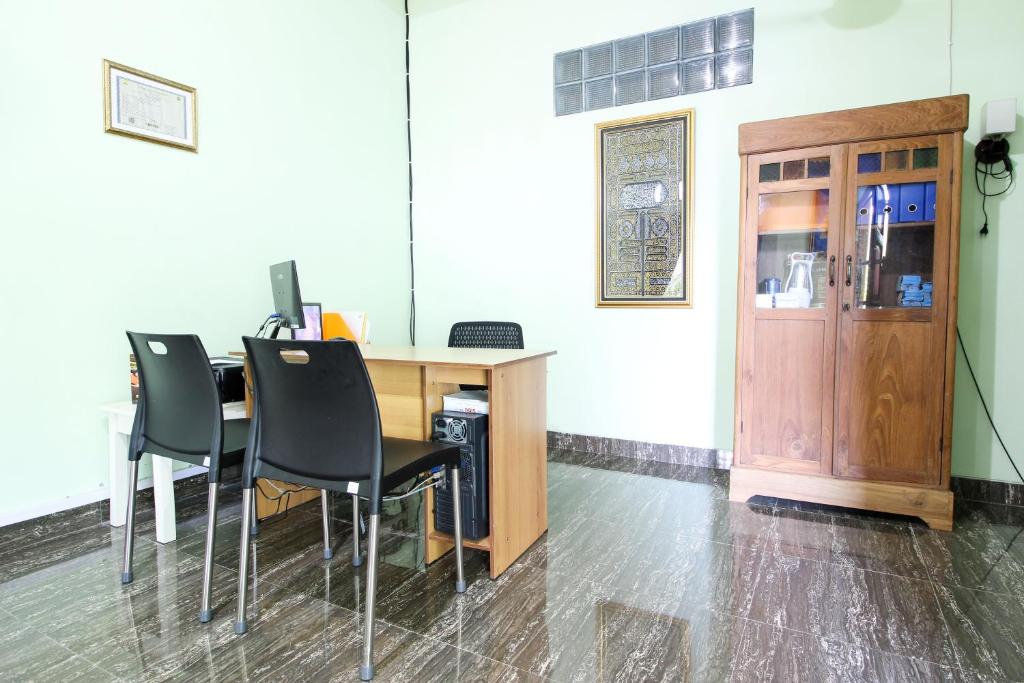 Fotografie z fotogalerie ubytování RedDoorz Plus near Taman Sari v destinaci Yogyakarta