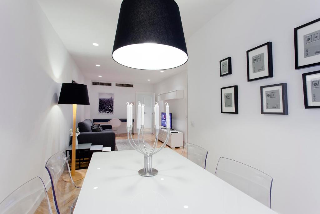Fotografie z fotogalerie ubytování Villanueva Apartments by Flatsweethome v destinaci Madrid