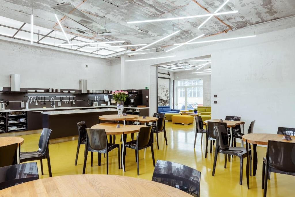 Kuchyň nebo kuchyňský kout v ubytování Smarthotel Nezvalova Archa
