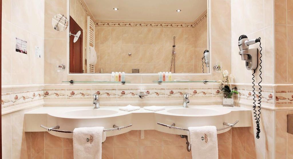 Olympia Wellness Hotel - Resim 30