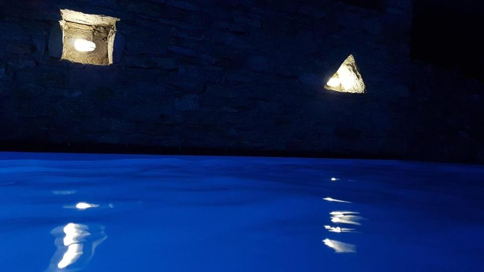 Bazén v ubytovaní Ikarian Endless Blue alebo v jeho blízkosti