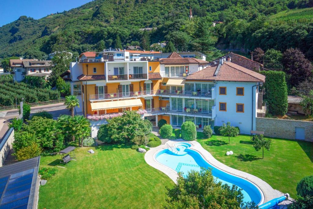 Bazén v ubytování Hotel Garni Günther nebo v jeho okolí