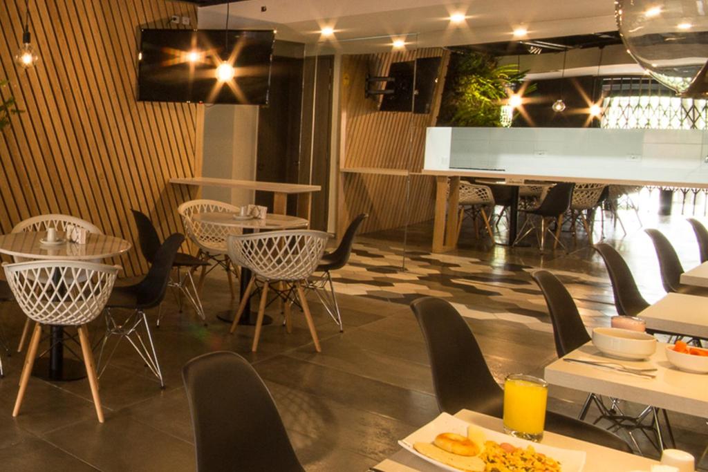Posezení v ubytování Lleras Green Hotel