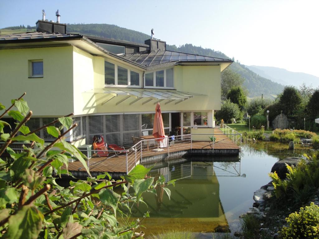 Zdjęcie z galerii obiektu Apartment Kaprun w mieście Niedernsill