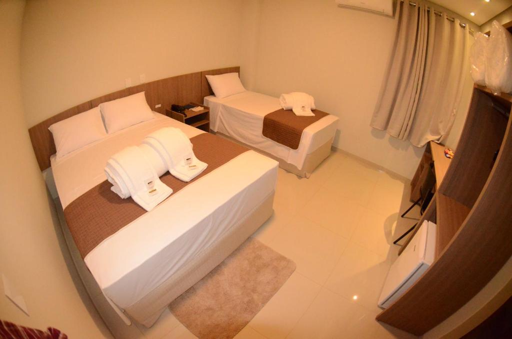  Gold Hotel