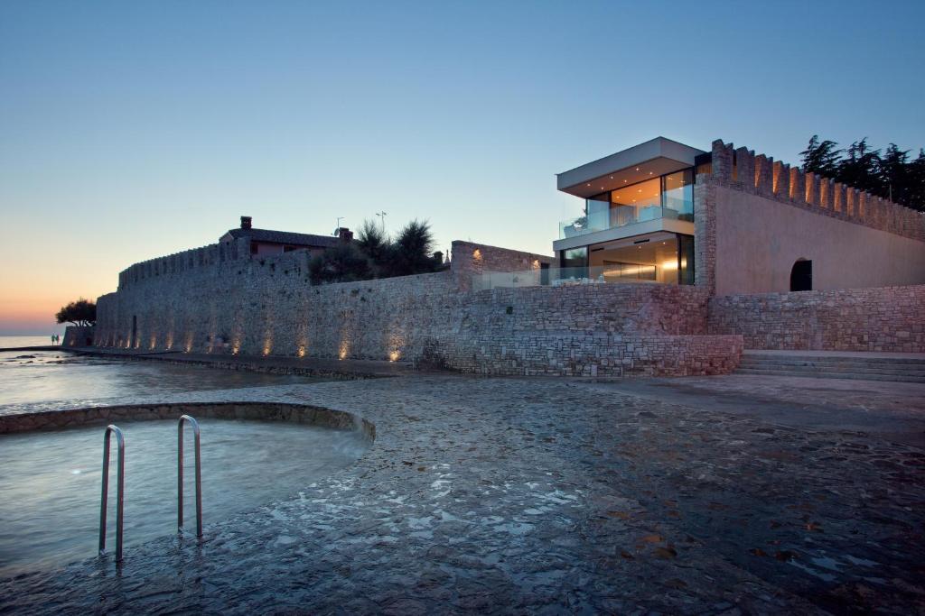 Zdjęcie z galerii obiektu Luxury Sperone Residence w mieście Novigrad