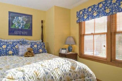 Inn at Ellis River photo