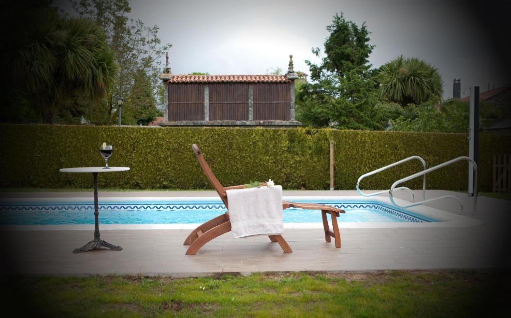 The swimming pool at or close to Casa de Barreiro