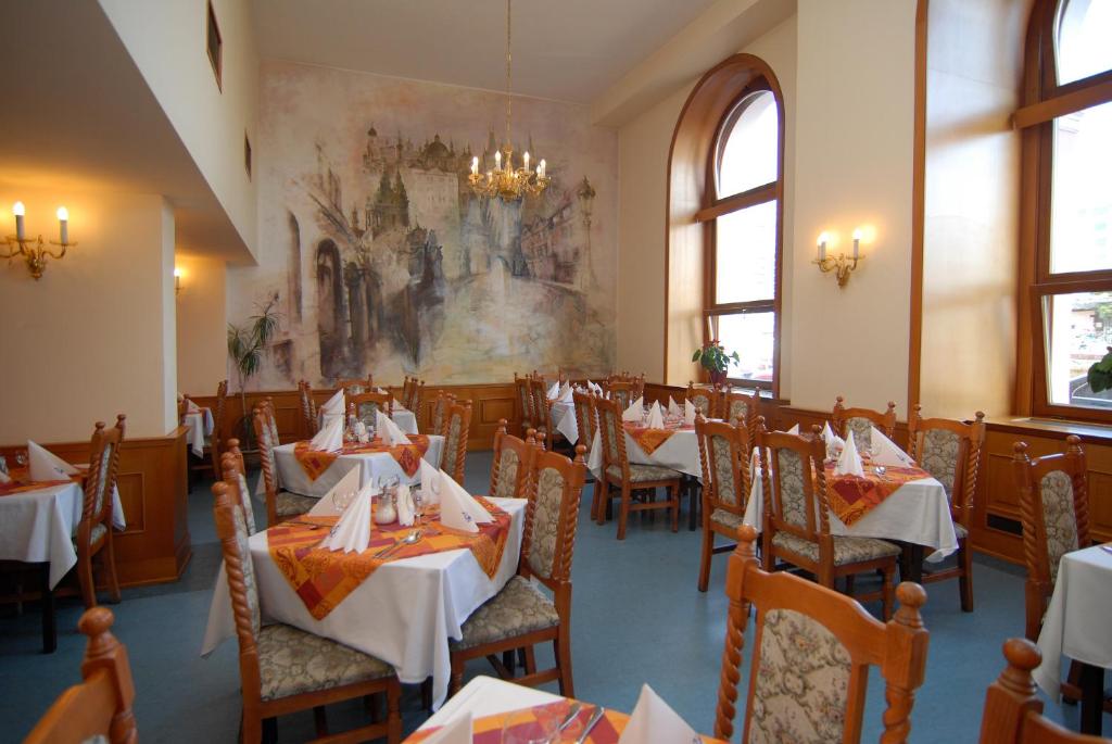 Restaurace v ubytování Hotel Opera