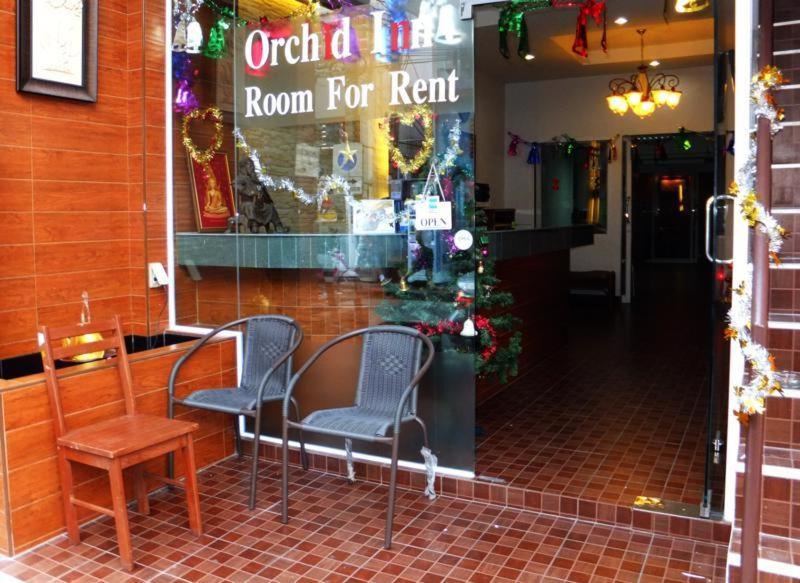 Posezení v ubytování Orchid Inn