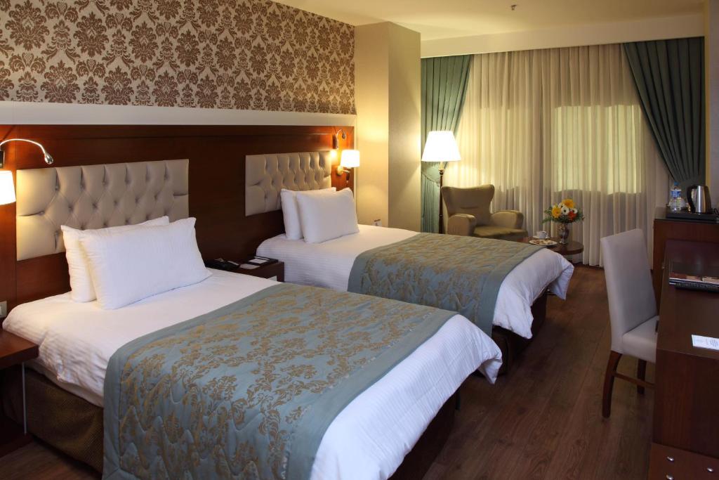 Hotel Senbayrak City