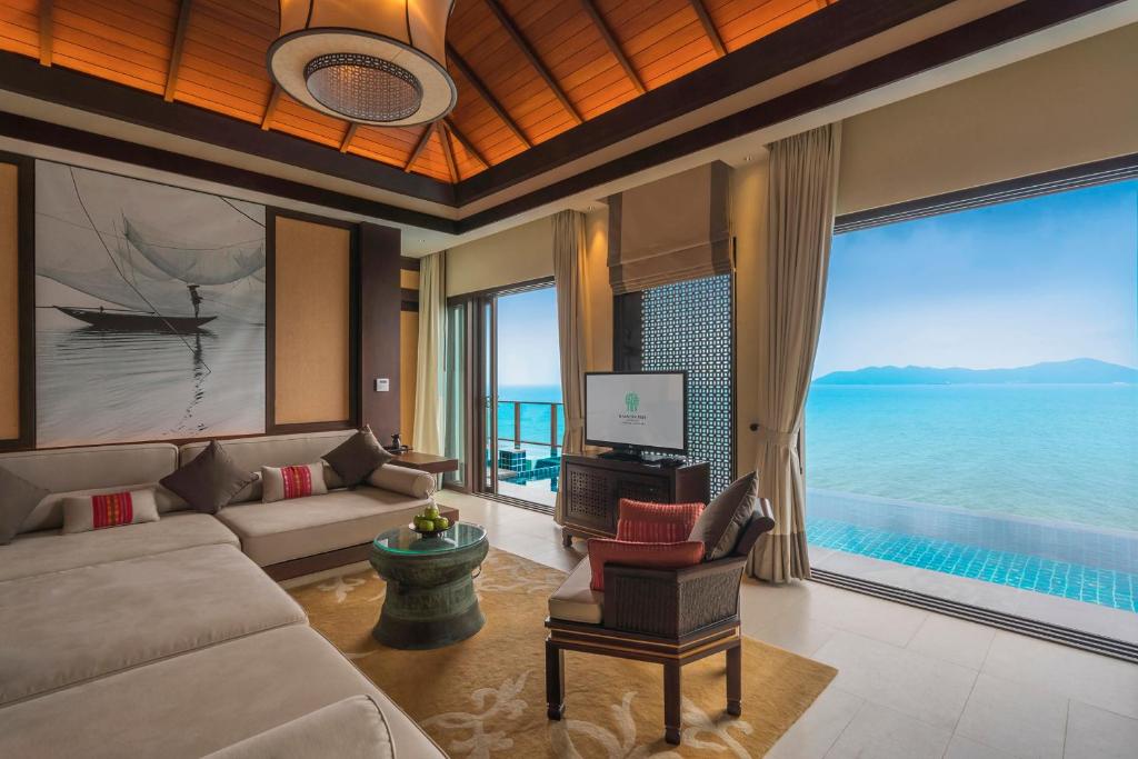 Biệt thự Hillside Pool 3 Phòng ngủ Nhìn ra Đại dương