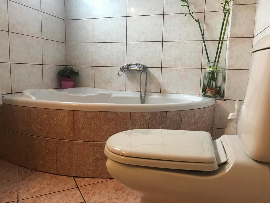 Maria's Apartment - 19