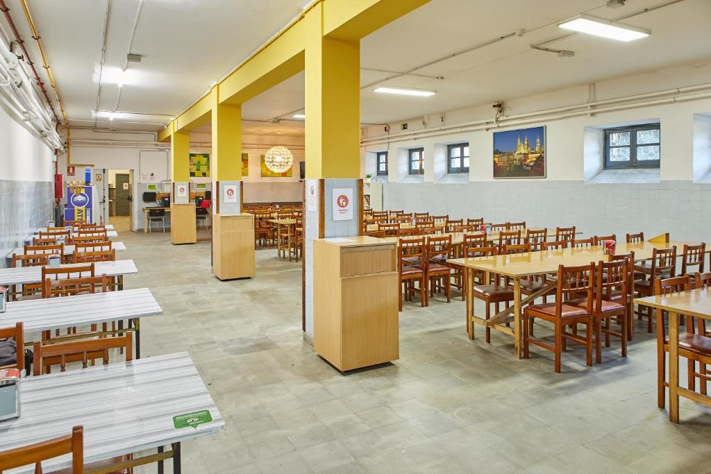 Restaurace v ubytování Albergue Seminario Menor