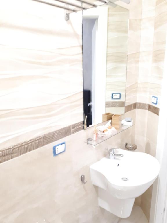 A bathroom at Gold House